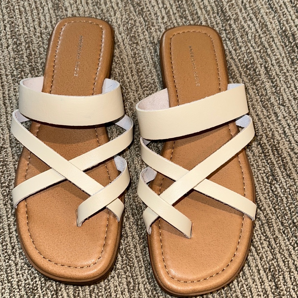 Strappy sandal